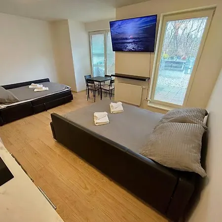 Apartman Mezilehla براغ